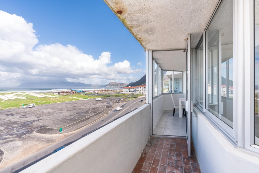 To Let 3 Bedroom Property for Rent in Muizenberg Western Cape